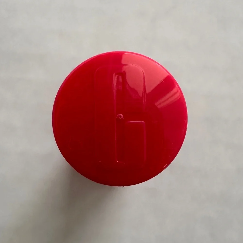 Brand new - Clinique lipstick in Cherry Pop 08